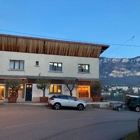 Gite Partage Tresserve Exteriér fotografie